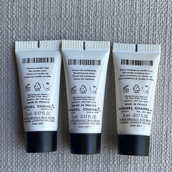 CHANEL No. 1 Skincare mini Trio - Picture 4 of 5